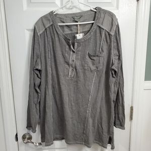 Naturals Long Sleeve Tee